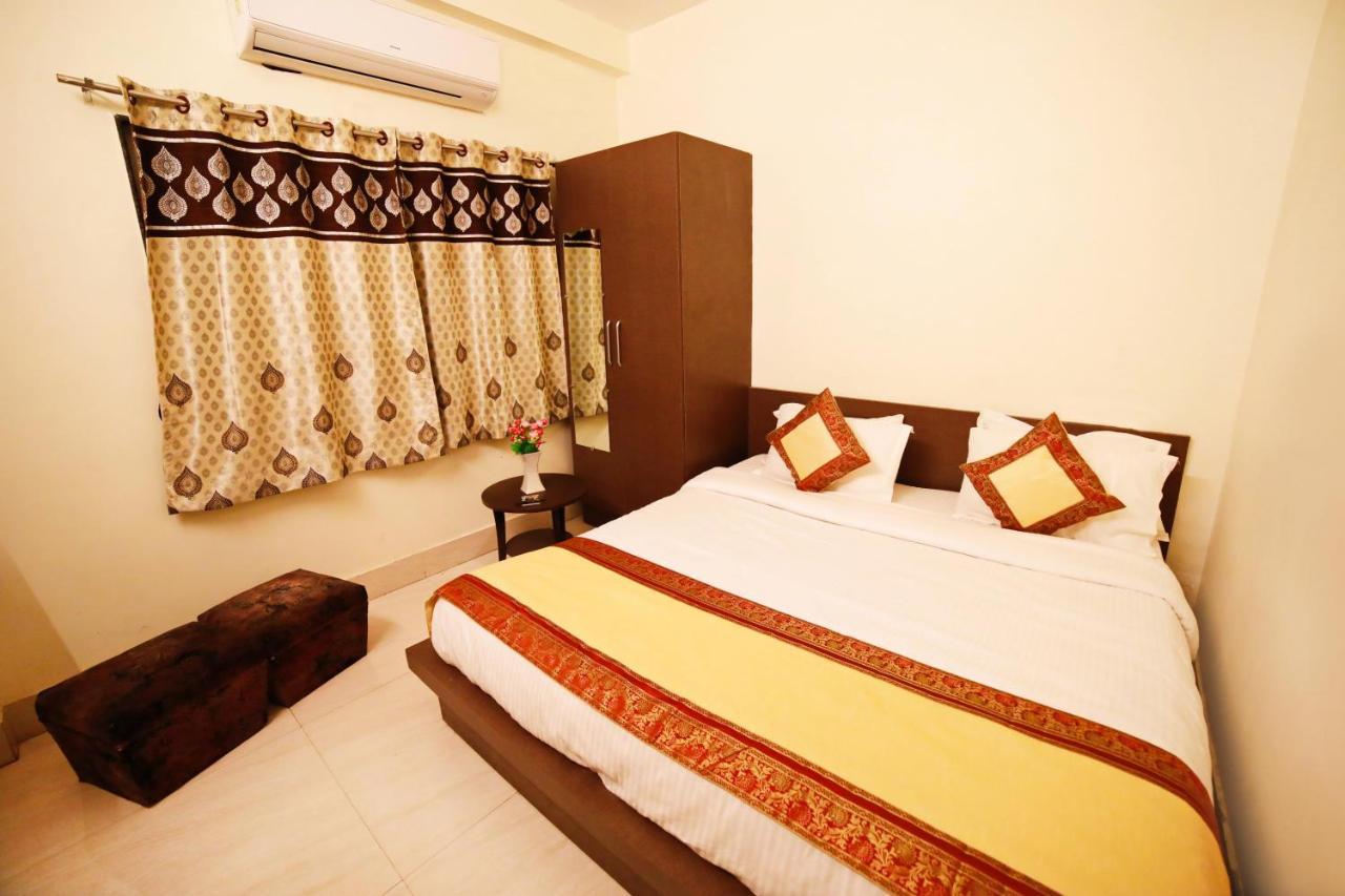 Oyo 16708 Sada Shiv Guest House Varanasi Luaran gambar