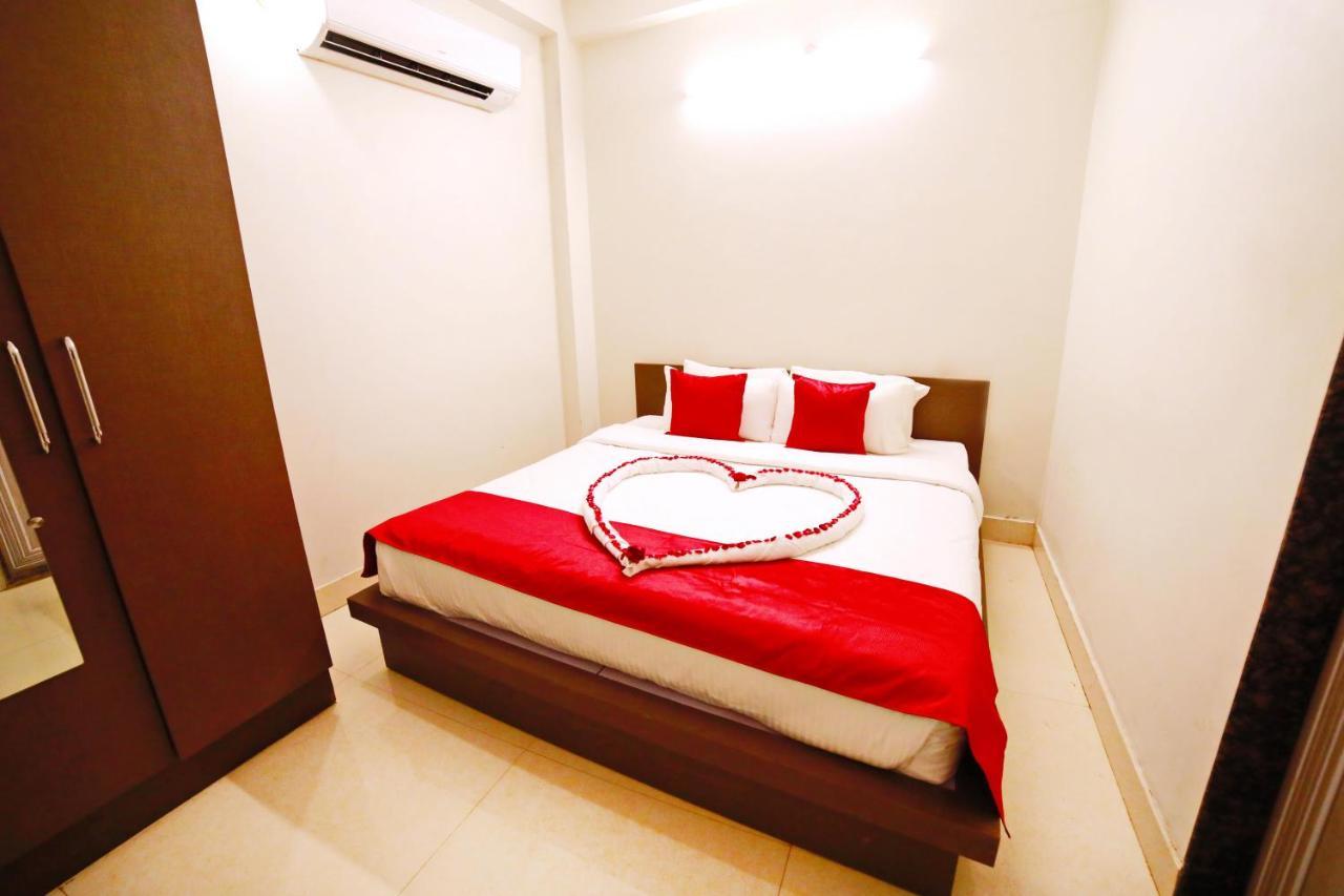 Oyo 16708 Sada Shiv Guest House Varanasi Luaran gambar