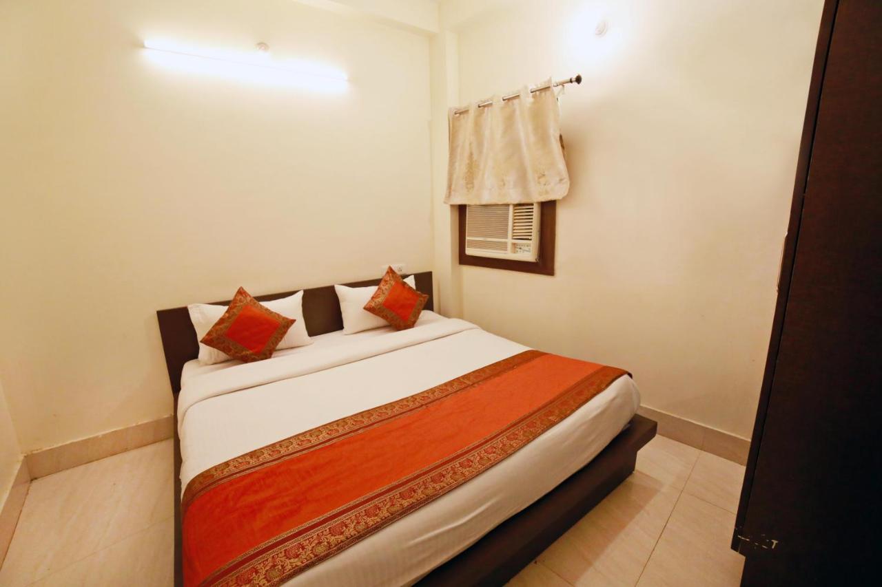 Oyo 16708 Sada Shiv Guest House Varanasi Luaran gambar