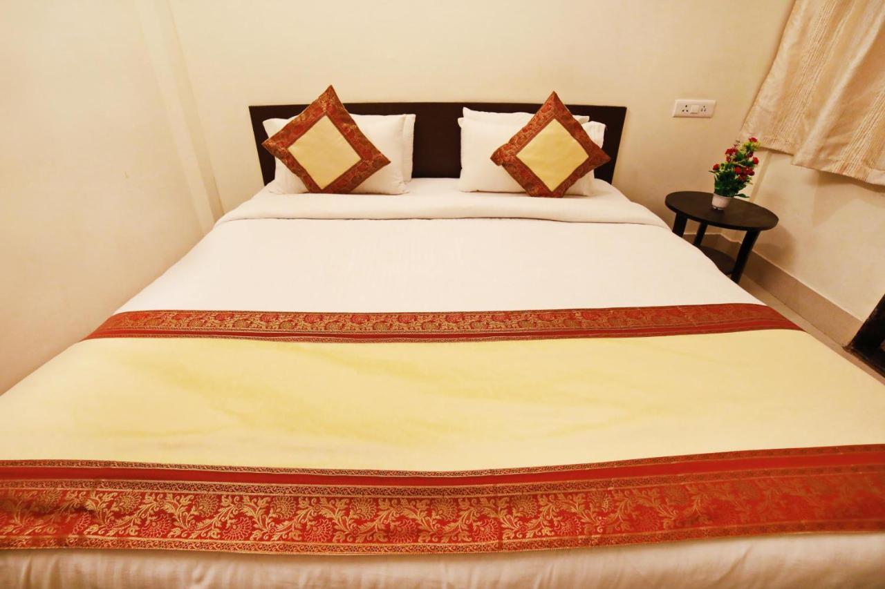 Oyo 16708 Sada Shiv Guest House Varanasi Luaran gambar