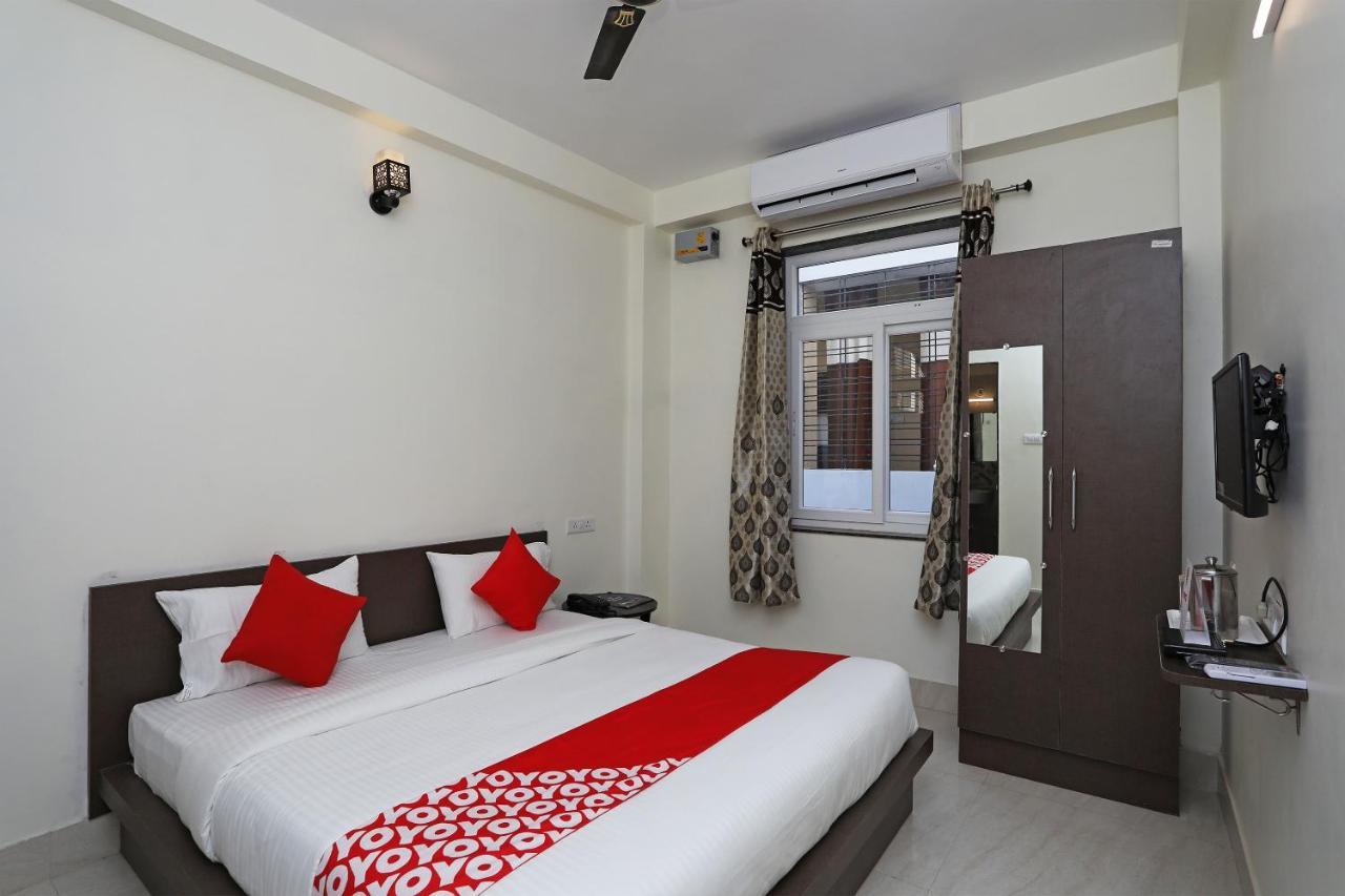 Oyo 16708 Sada Shiv Guest House Varanasi Luaran gambar