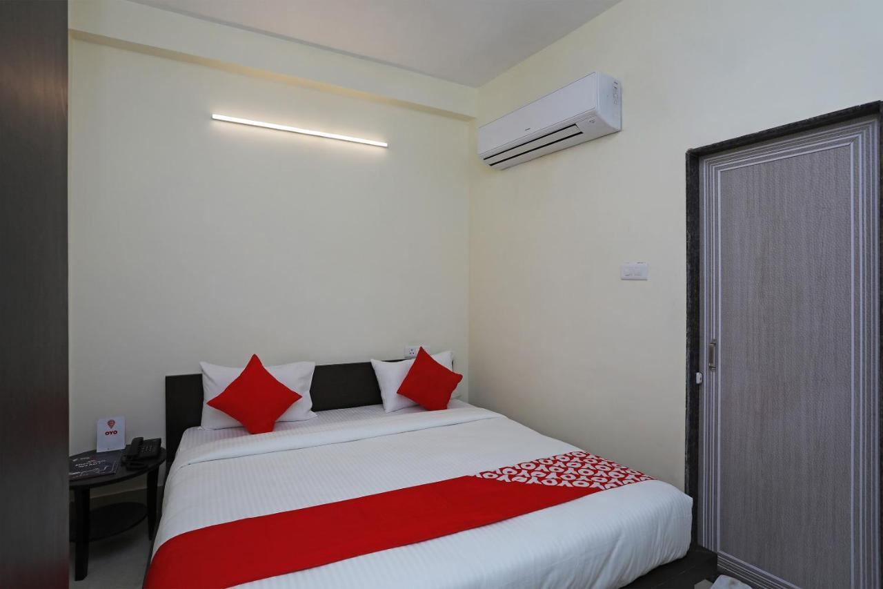 Oyo 16708 Sada Shiv Guest House Varanasi Luaran gambar